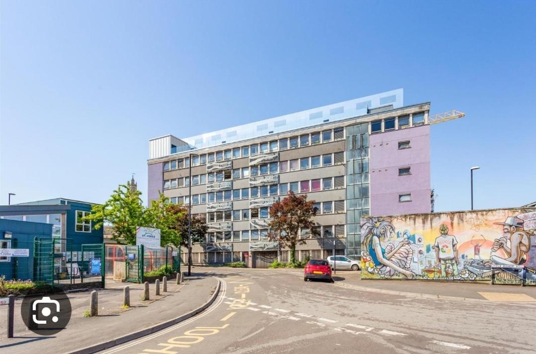 Trendy, Urban Open Plan Apartment Bristol Exteriér fotografie